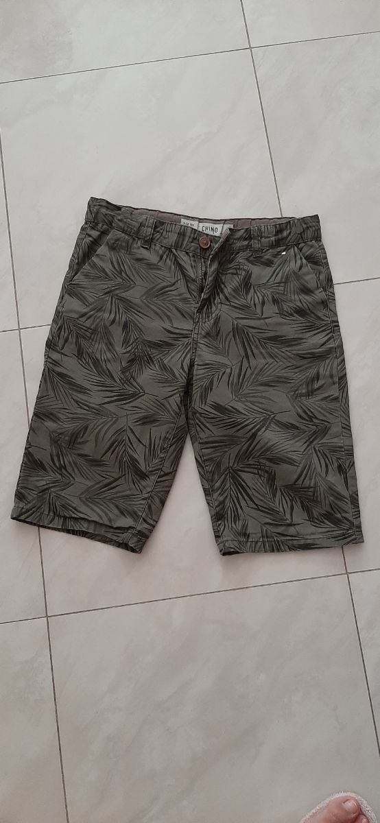 2 pantalones bermuda