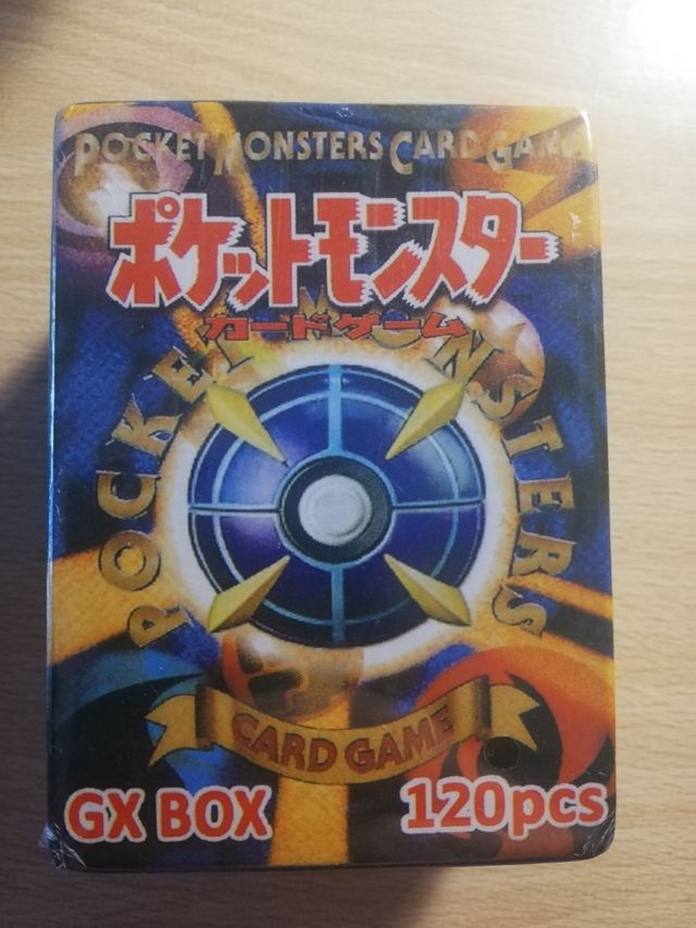 Album pokémon 240 cartas mas 3 sobres extra