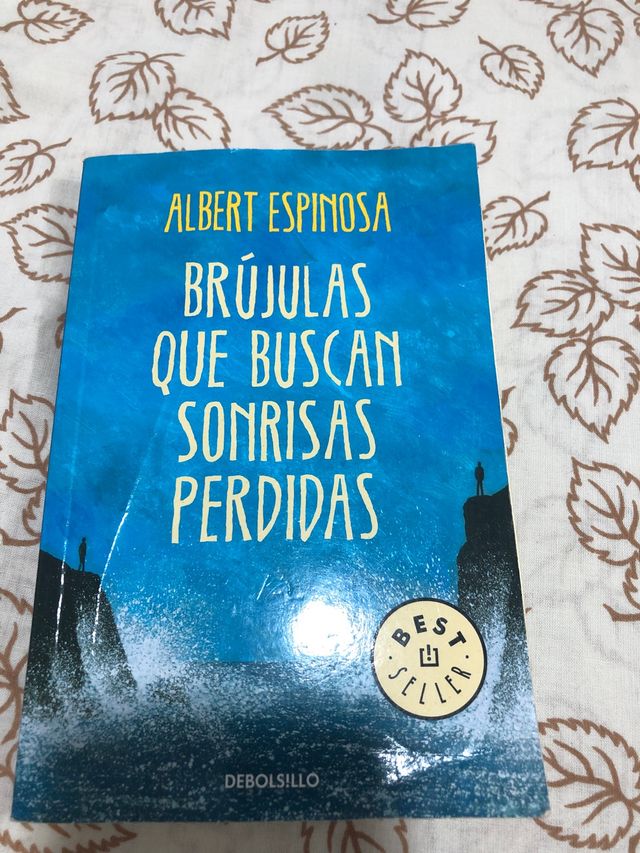Libro brújulas que buscan sonrisas perdidas