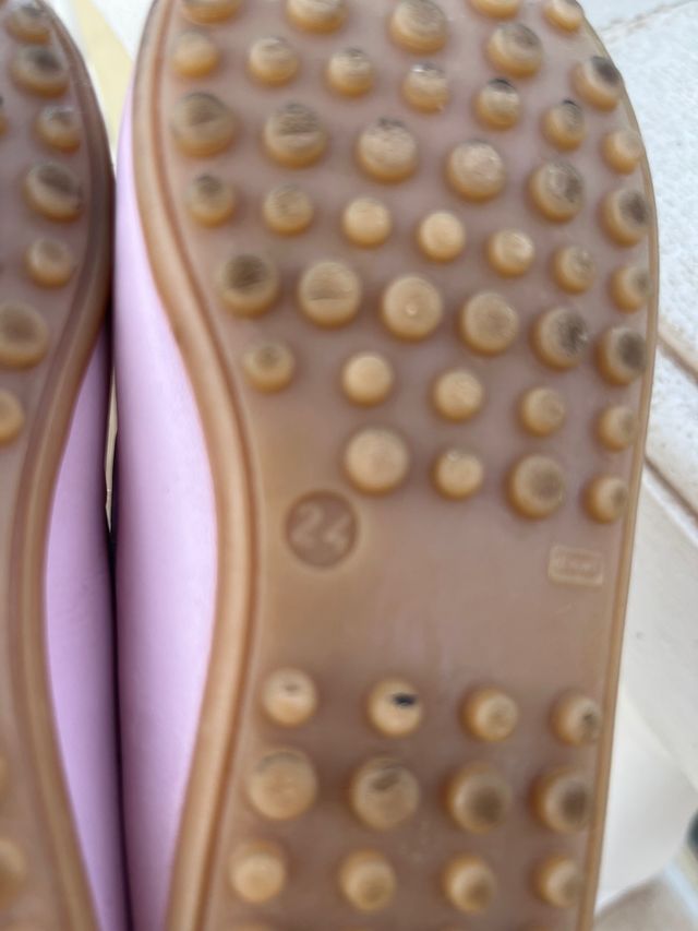 Mocasín piel rosa talla 24