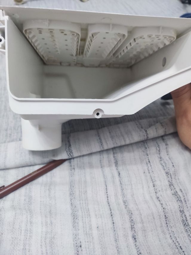 TANQUE DE LLENADO LA ADORA HAIER HW60-1079