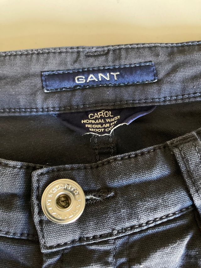 Pantalón pirata Gant mujer.