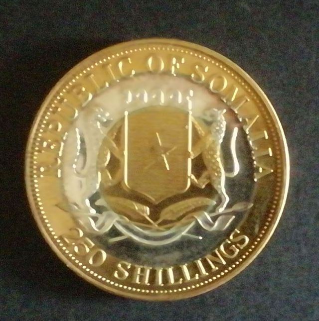 SOMALIA 250 SHILLINGS 1998 BIMETAL SIN CIRCULAR