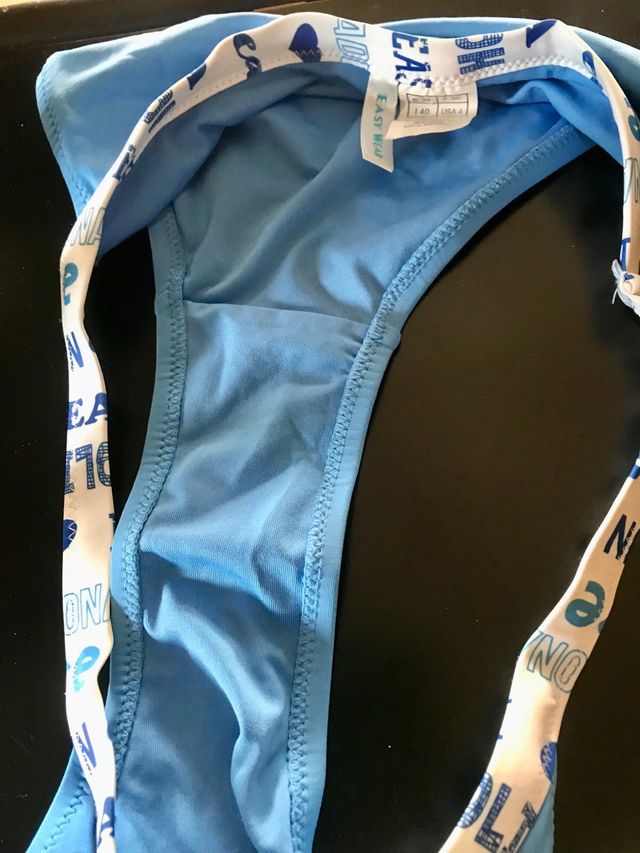 Bikinis, 3 partes abajo, 1 arriba y uno completo