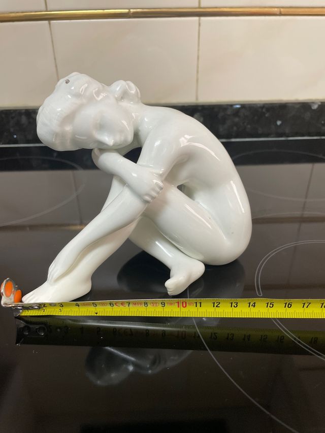 Figura porcelana art deco