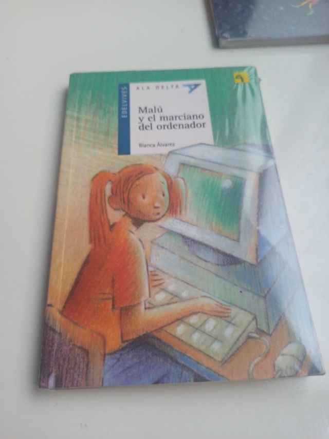 Malú y el Marciano del ordenador.