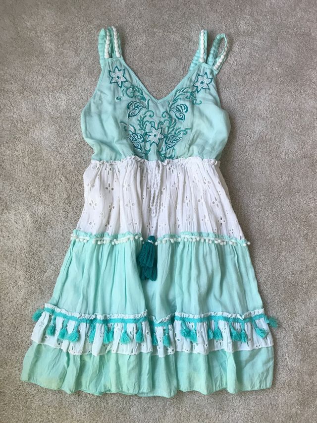 Precioso vestido turquesa