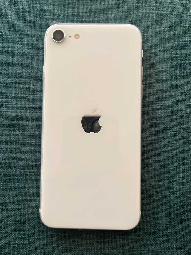 Iphone Se 128gb Blanco De Segunda Mano Por 229 Eur En Barcelona En Wallapop