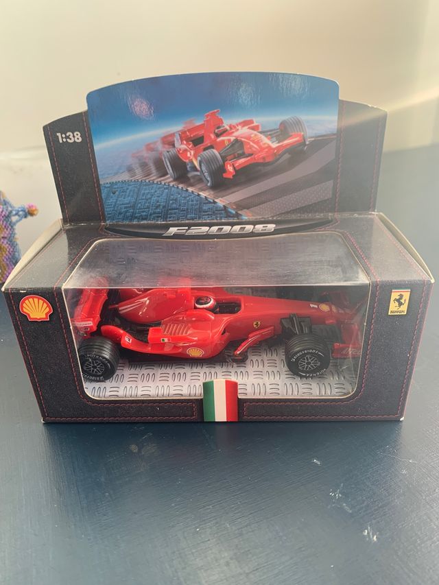Modellino Ferrari F2008 F.1 Shell V power