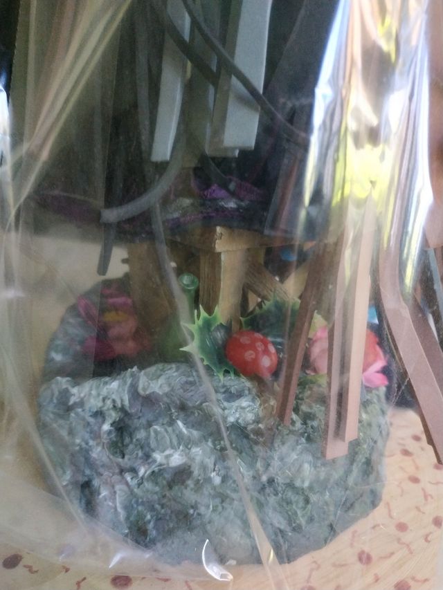 Fofucha bruja con mil detalles