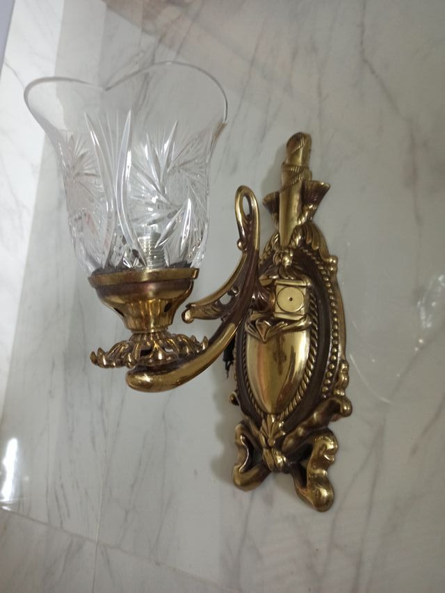 APLIQUES PARED BRONCE Y CRISTAL TALLADO DE ROCA de segunda mano por 75 EUR en Jerez de la