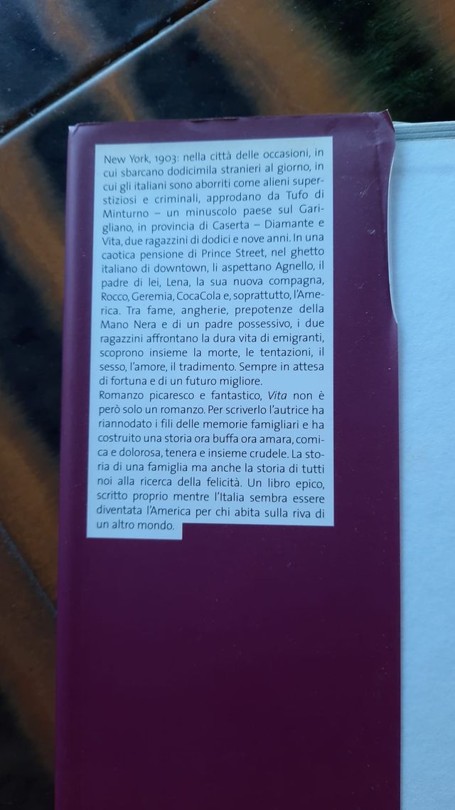 Melania Mazzucco, Vita