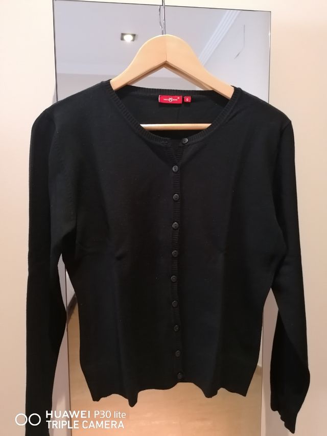 rebeca de punto negra