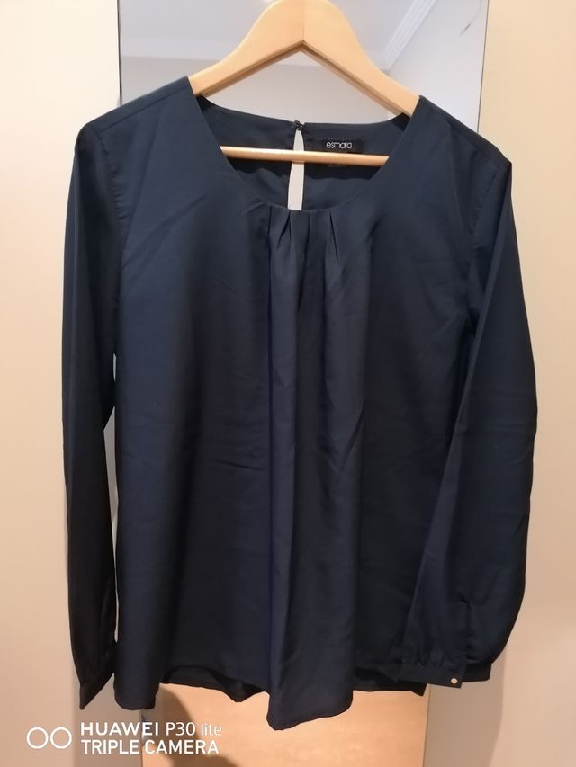 Blusa fina azul marino