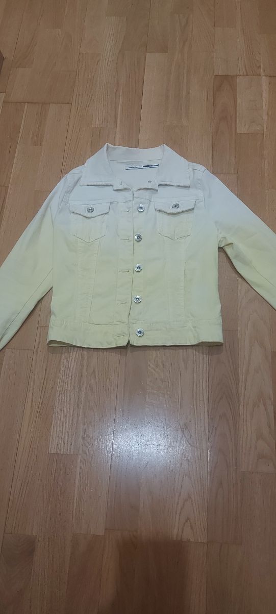 Chaqueta vaquera amarilla