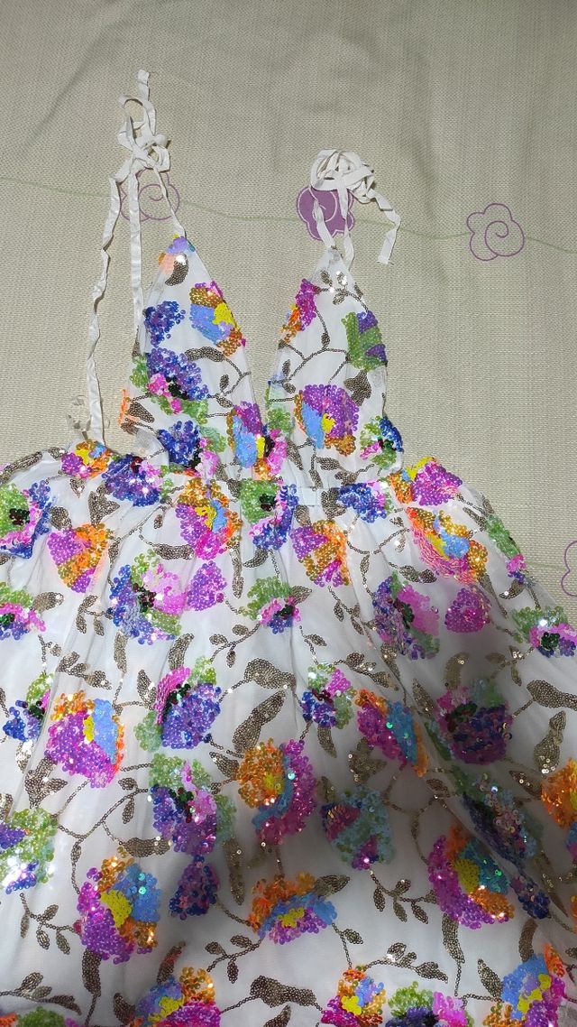 PRECIOSO VESTIDO DE TUL CON BRILLO