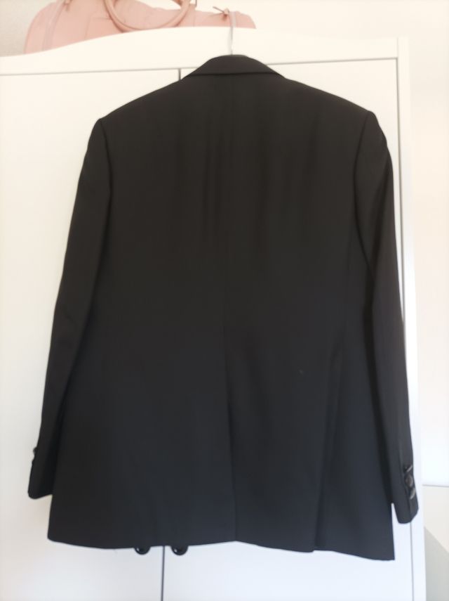 Traje de ceremonia t48 ( equivale unaM)