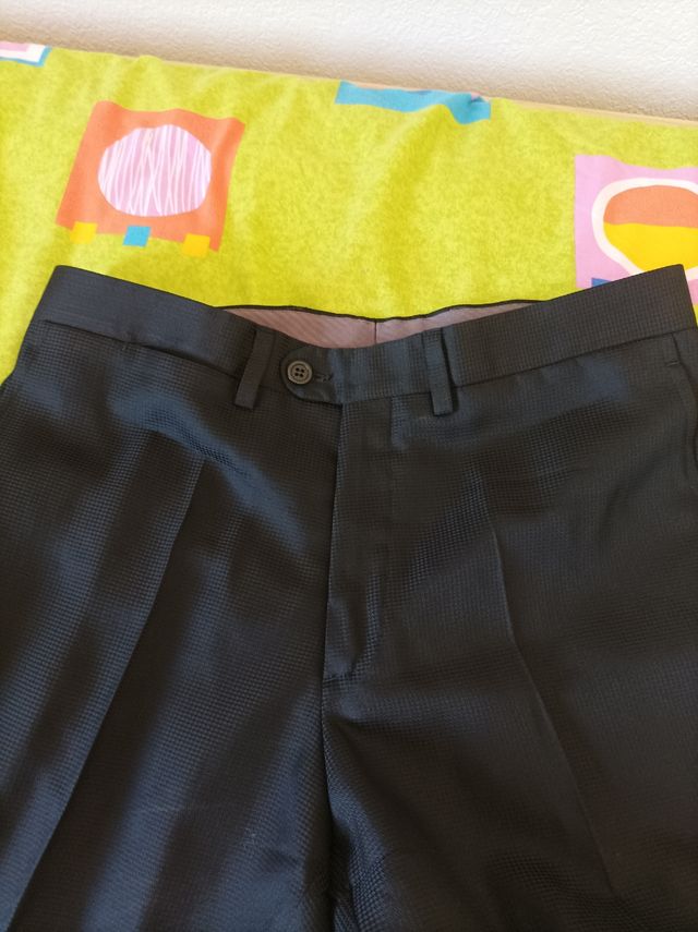 Traje de ceremonia t48 ( equivale unaM)