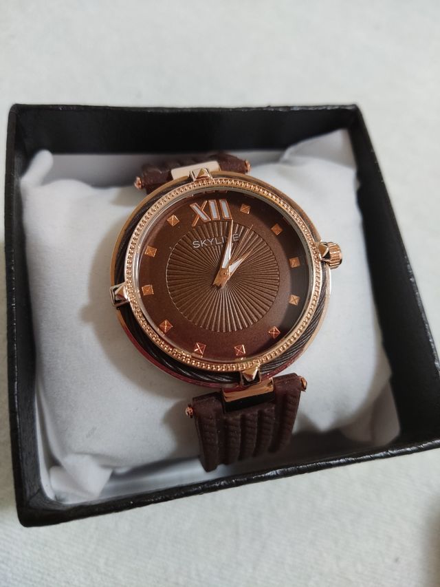 Reloj de mujer nuevo