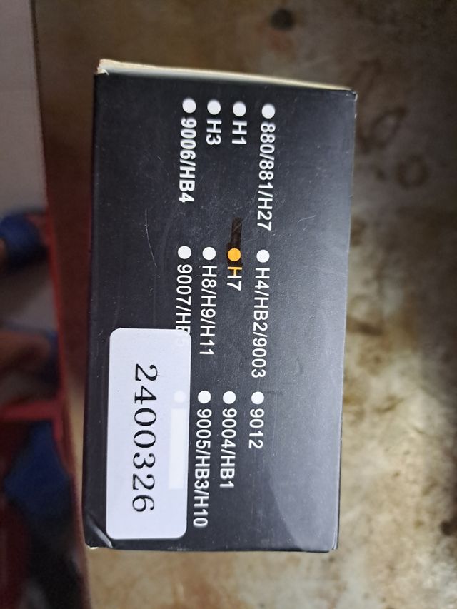 bombillas Led nuevas 15€ por cada pareja.