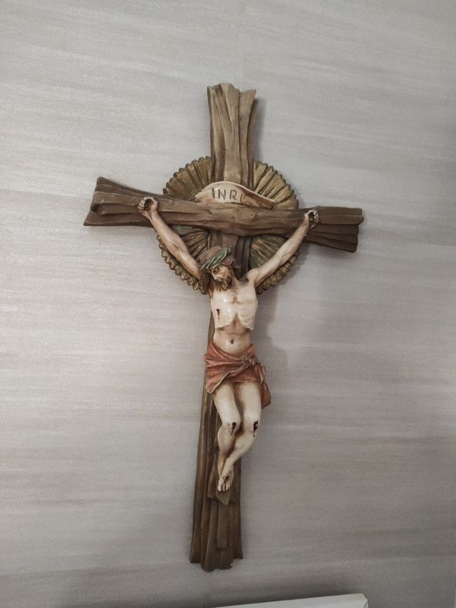 Crucifixo de parede 