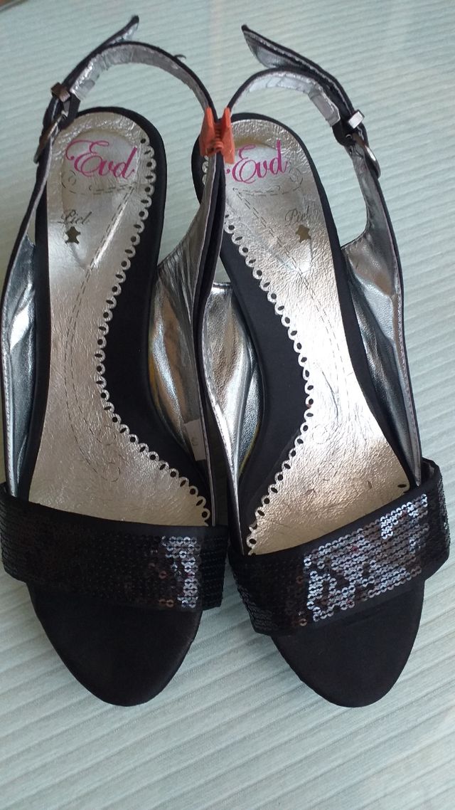 sandalias de raso,solo probadas en casa.