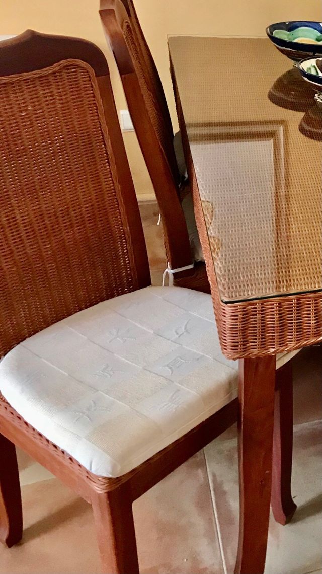 Mesa comedor + 6 sillas