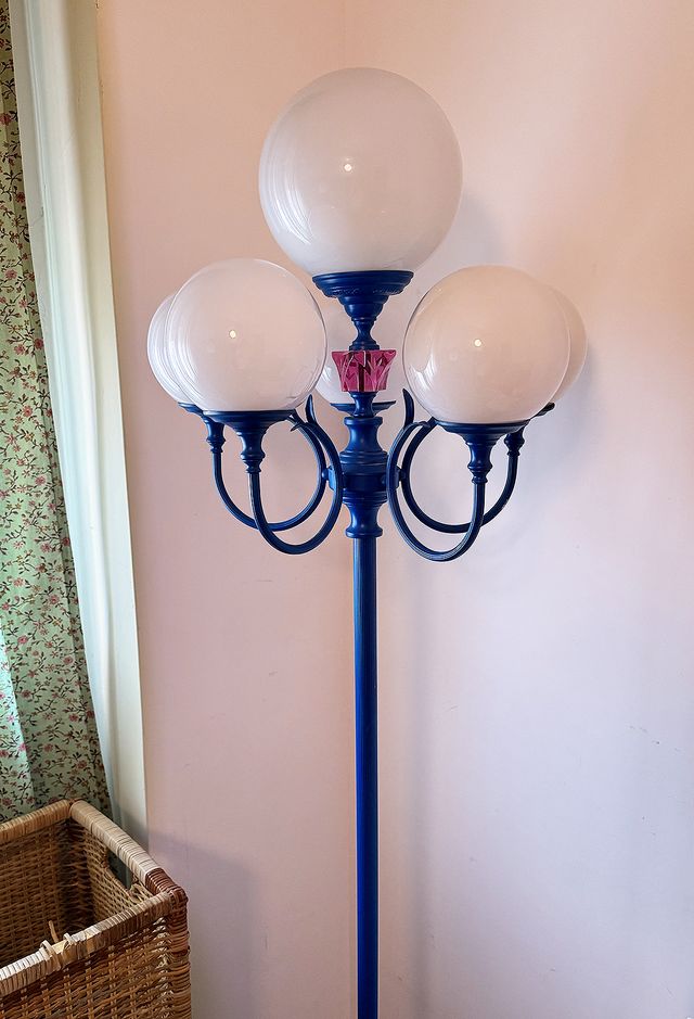 Lámpara de pie vintage estilo farola