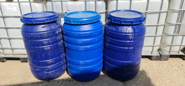 Bidones de plastico de 200 litros