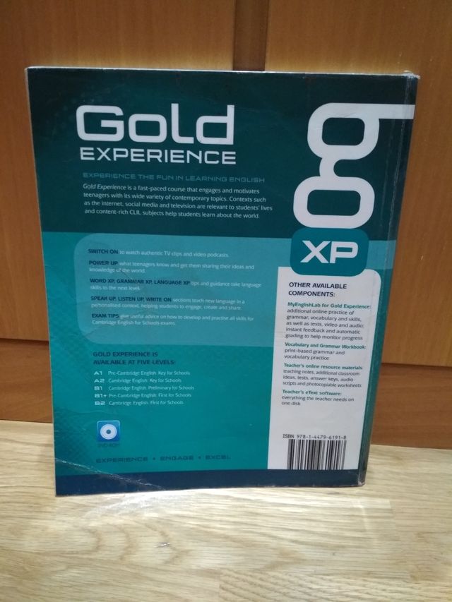 gold experience A2 students book