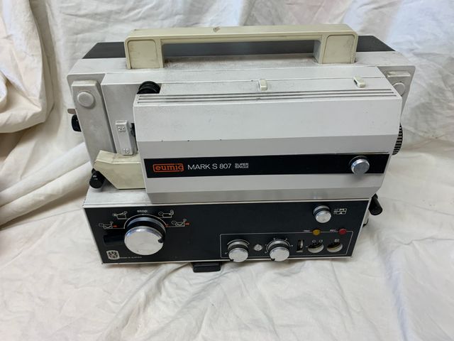 PROYECTOR EUMIG S-807 SUPER 8 