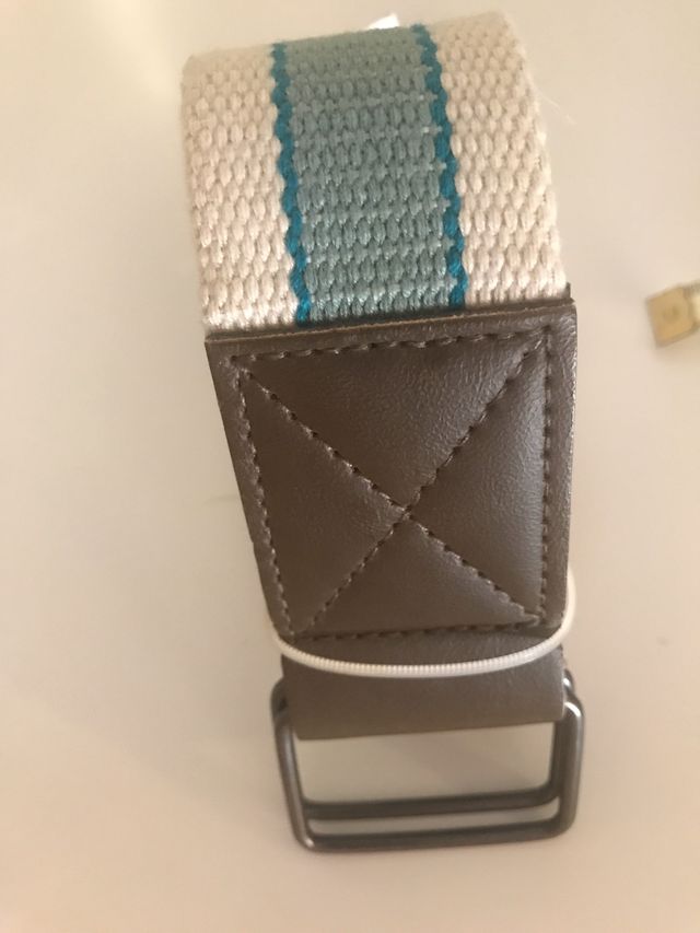 Cinturón nuevo sin estrenar Primark