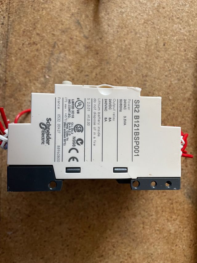 2 Autómatas plc schneider eléctric