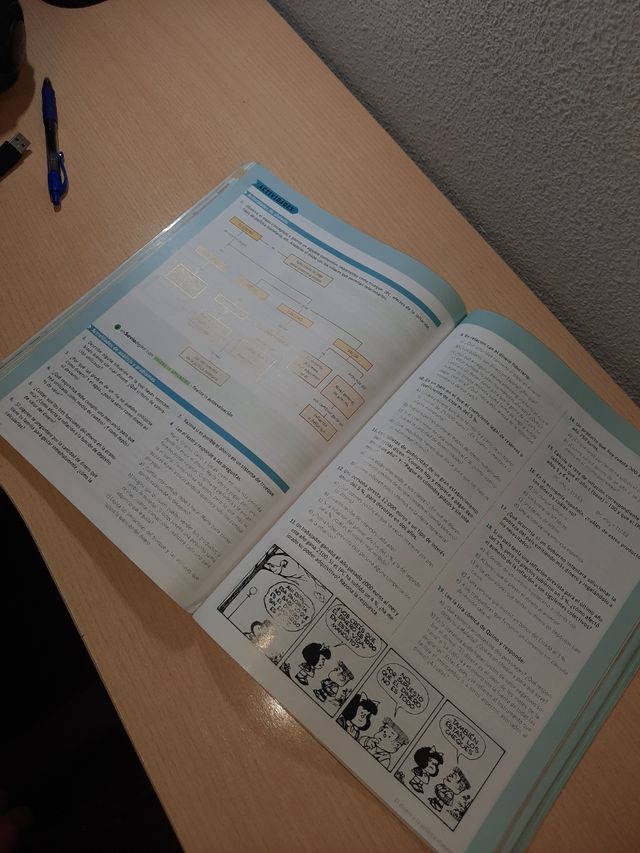 Libro economía 1 bachillerato