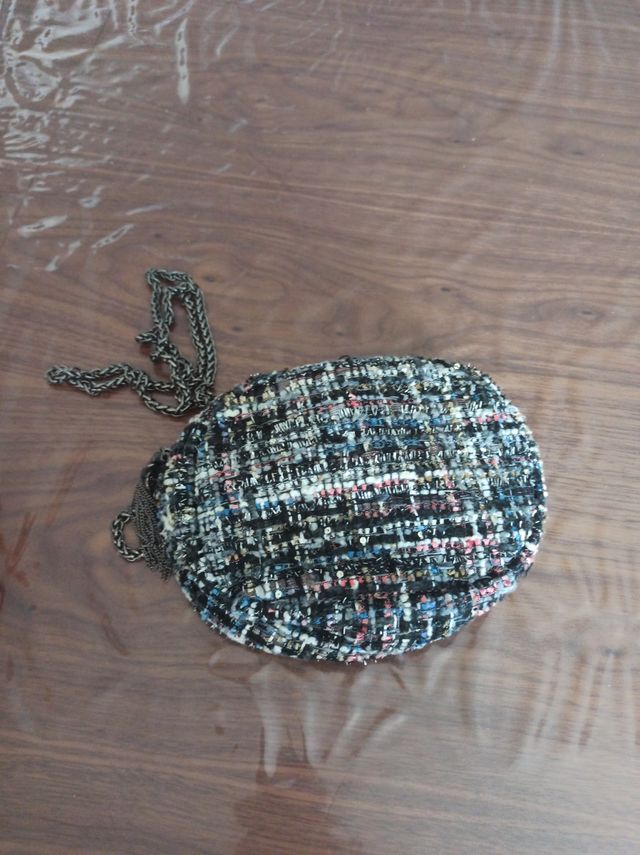 minibolso Zara colores oscuros