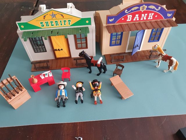 Playmobil Ciudad Oeste Bank Sherif y caballos