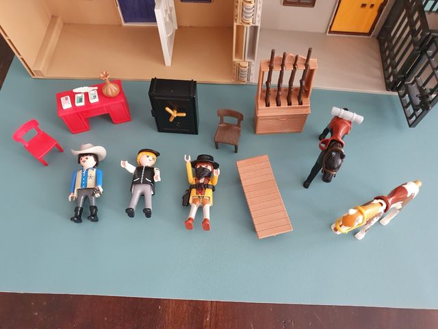 Playmobil Ciudad Oeste Bank Sherif y caballos