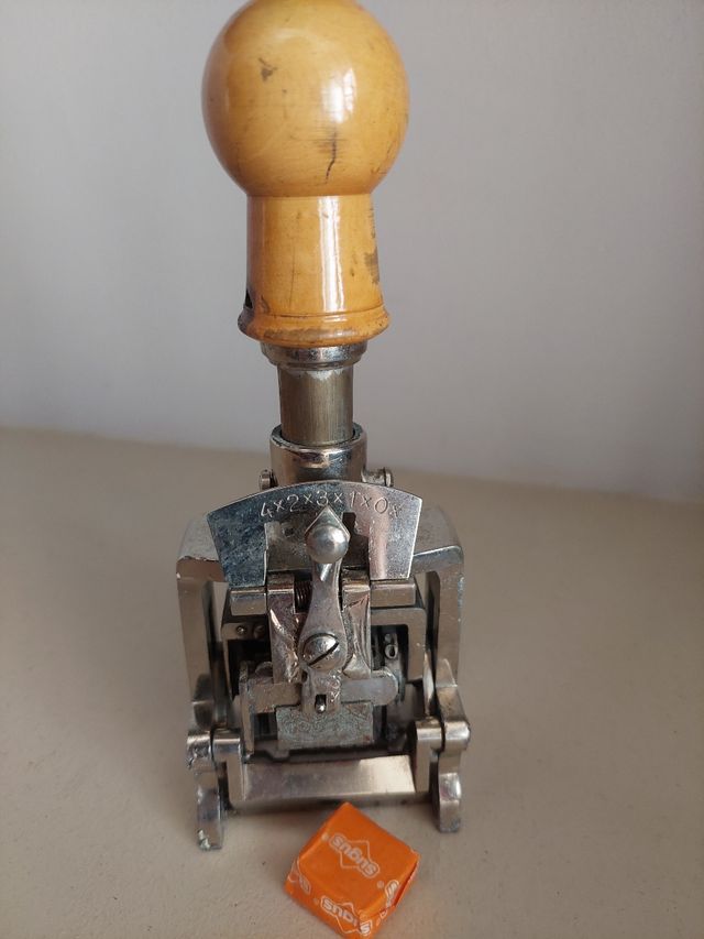 Numerador de oficina "El Casco"