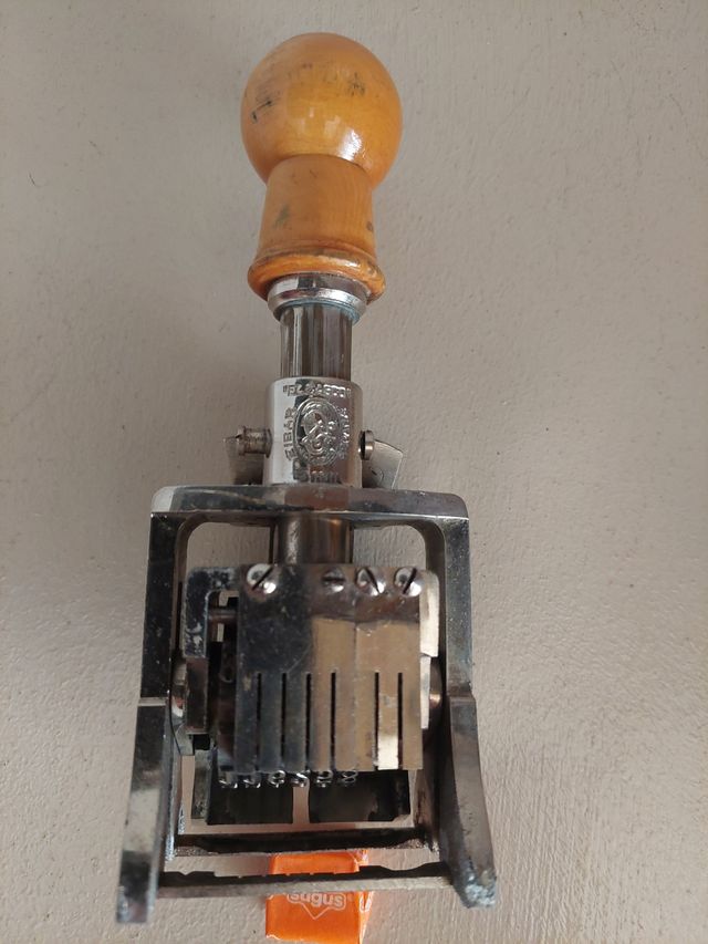 Numerador de oficina "El Casco"