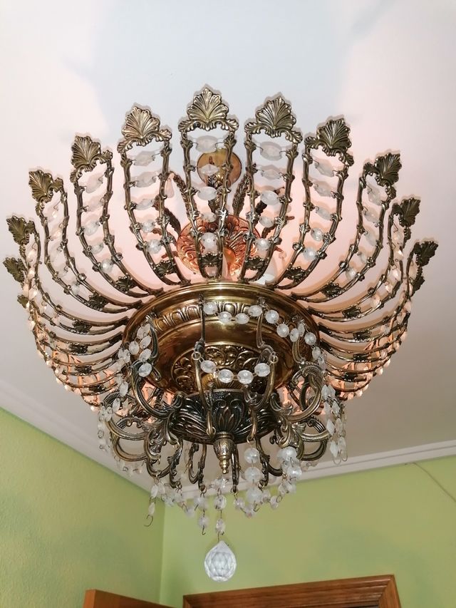 Lampara bronce con cristal stras.