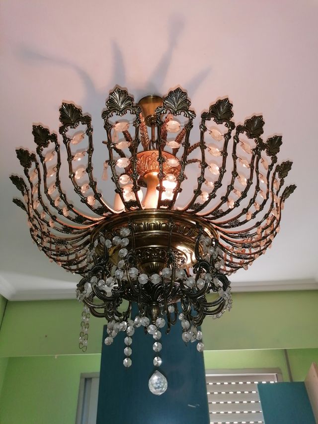 Lampara bronce con cristal stras.