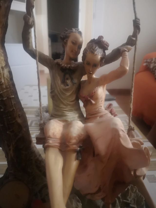 figurita pintada a mano