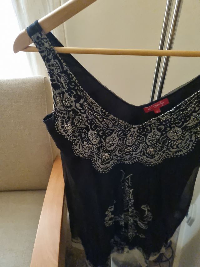 Vestido Derhi pedrería