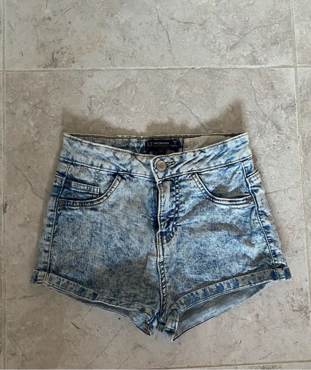 Vaquero corto elástico