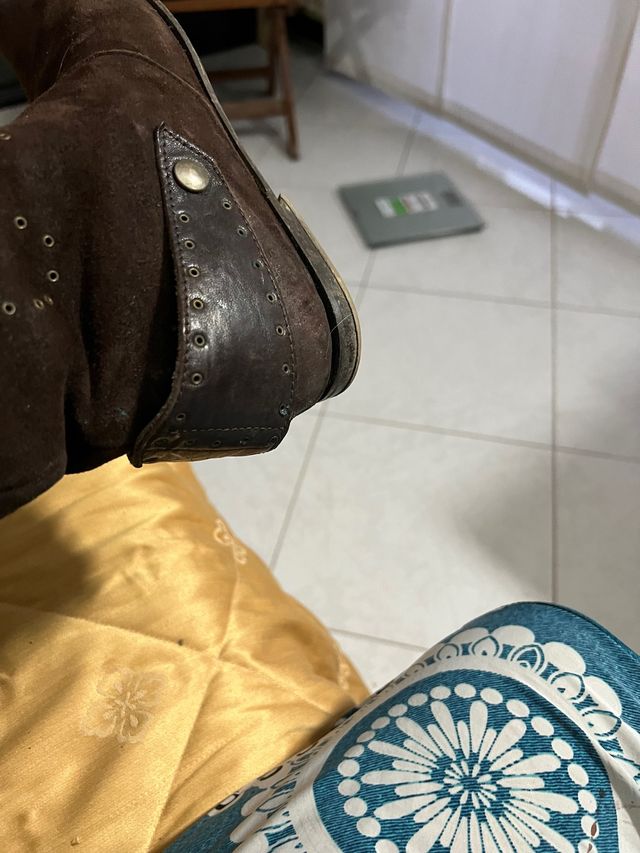 Stivale donna scamosciato