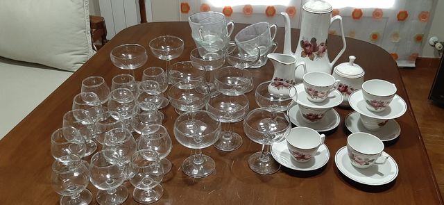 Juego de café y copas