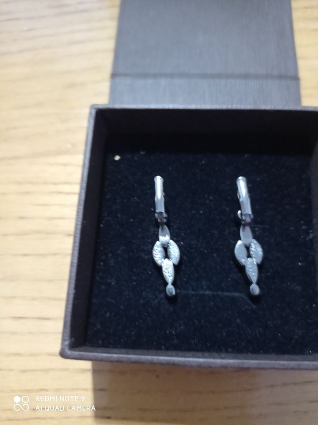 Orecchini in argento, zirconi e ambra