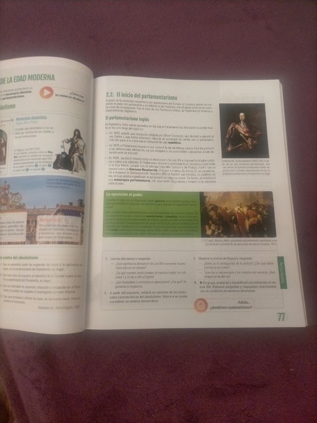 libro geografico e di storia 3 dell'ESO