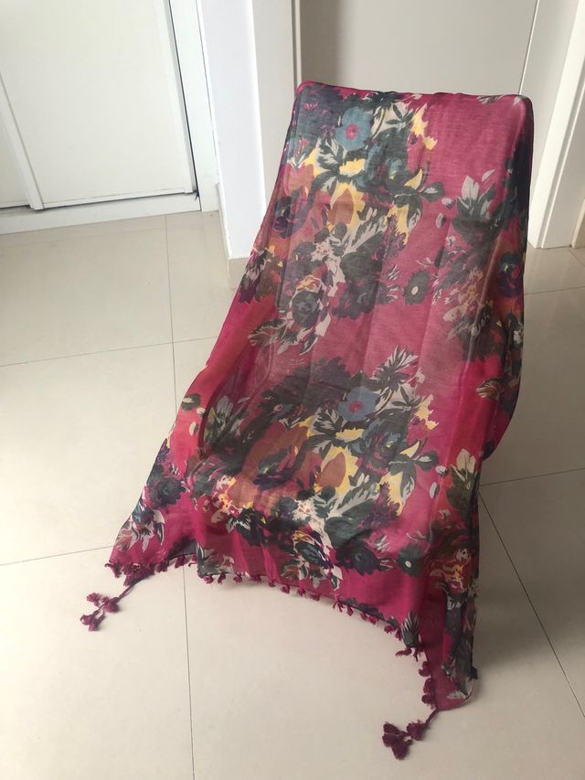 Pañuelo cuello granate