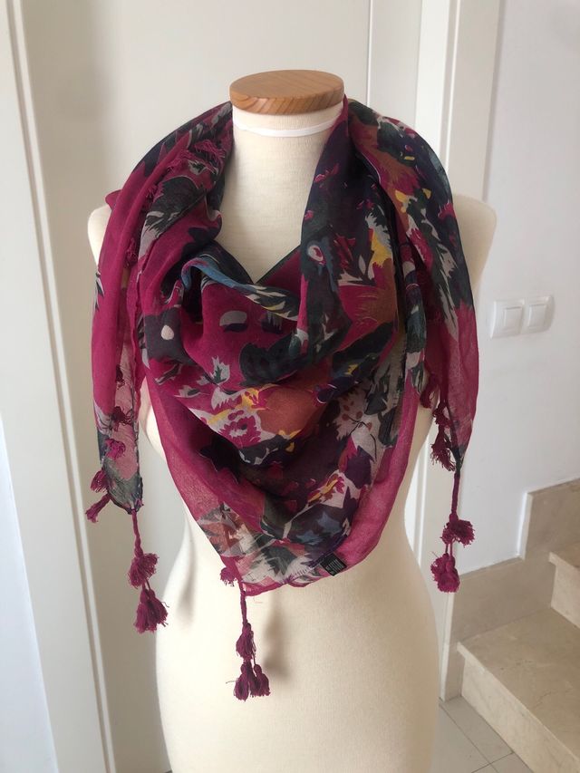 Pañuelo cuello granate